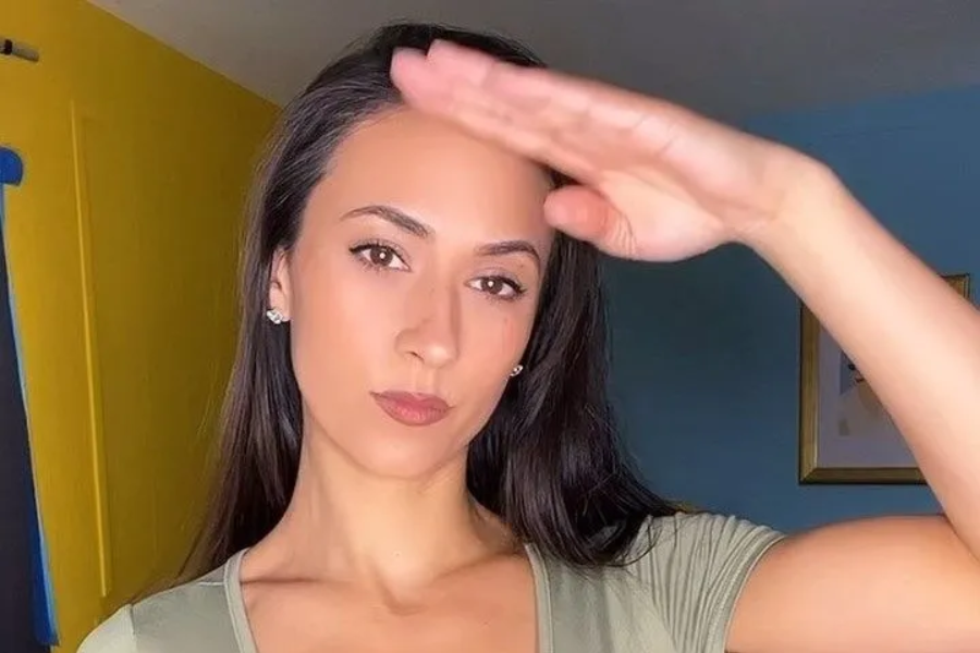 sarah illustrates age