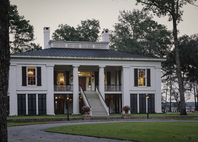 The Residence — A Contemporary Sanctuary of Comfort and Style